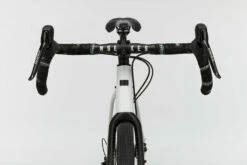 Ns-bikes NS Bikes RAG+ 3 Road & Gravel Plus 700C White -Outlet SHIMANO Store 383 4860 1024x