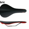 FABRIC SCOOP ELITE FLAT SADDLE Black Red